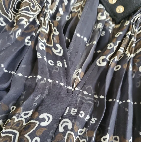 NWT$1015 SACAI Bandana Print Logo Pleated Pullover Top Blouse Sz JP 3 (US Large) - Picture 9 of 15